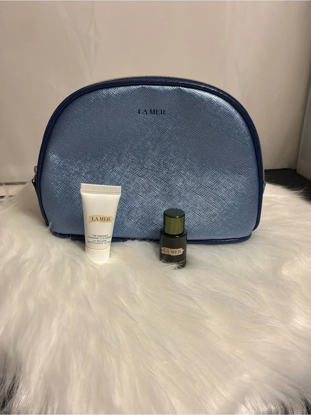 La Mer Metallic Navy Blue Dome Cosmetic Pouch
